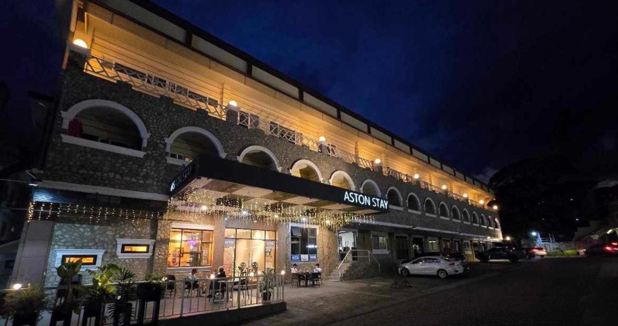 Aston Stay And Villas Mabalacat エクステリア 写真